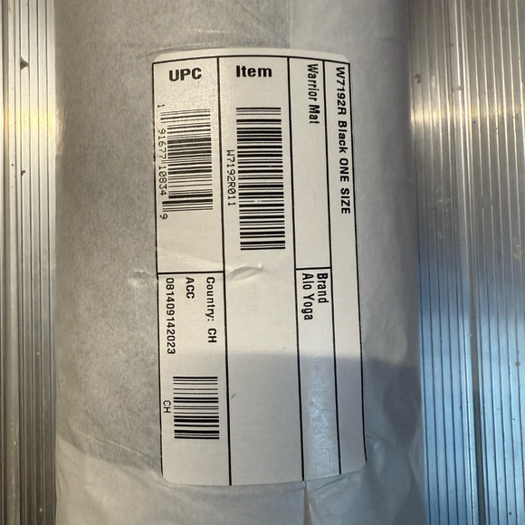 Alo Warrior Yoga Mat Black (Brand New) - Picture 4 of 4